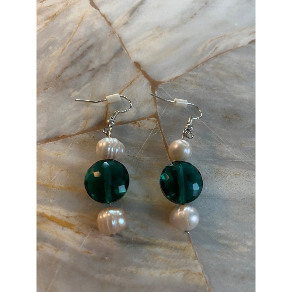 Green Glass & faux Pearl Drop Earrings Silver Tone Handmade Dangle 1.75" - Picture 4 of 7